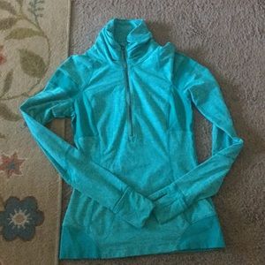 A great lululemon pullover jacket